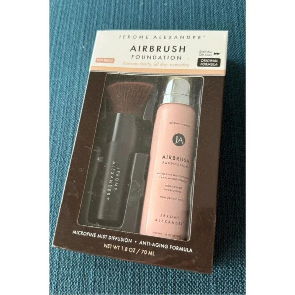 Jerome Alexander Airbrush Foundation with Brush WM Beige